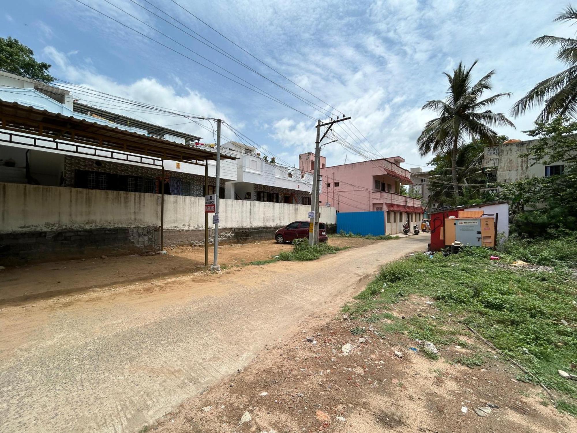 L. R Residency Hotel Kanchipuram Exterior photo