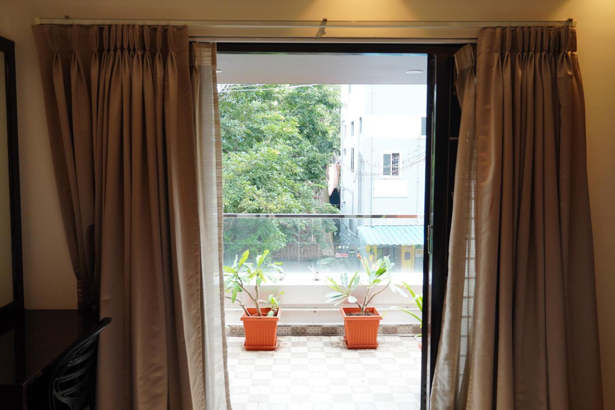 L. R Residency Hotel Kanchipuram Exterior photo